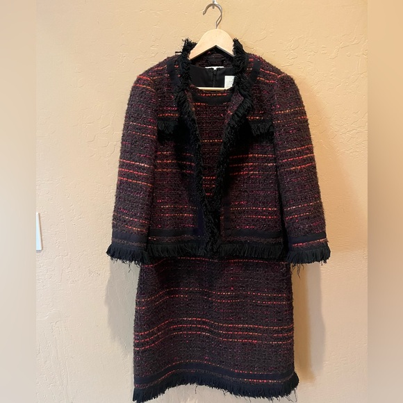 Kate Spade Black and Red Blazer & Dress Set with Modern Tweed Design - Picture 7 of 12